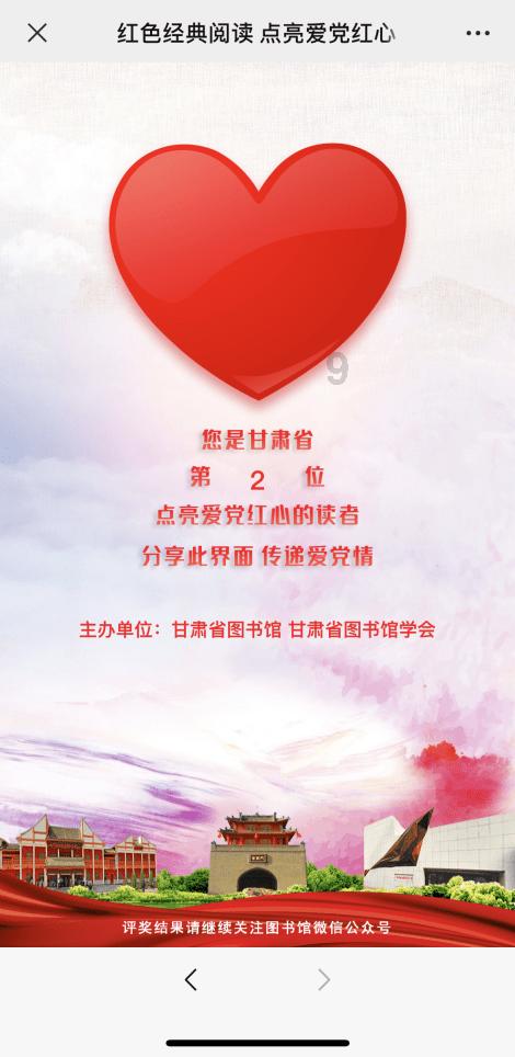 小奶狗被人扔进垃圾桶,两位女学生不怕脏,翻垃圾桶将狗狗救出